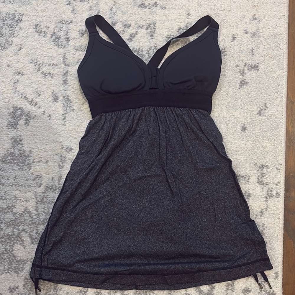 Lululemon Black and Gray tank